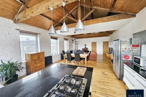 3 bed detached - The Old Warehouse, Forge Lane, Liversedge image 3