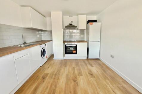 Tomlinson Avenue, Luton, Bedfordshire, LU4 photo 3