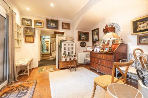 Excellent Villa with spectacular sea views 