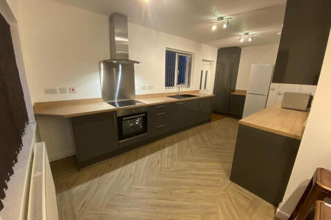 Holywell Drive, Loughborough photo 2