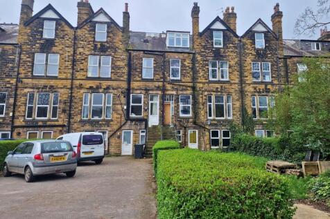 Attractive stone-fronted Victorian/Edwardian te...