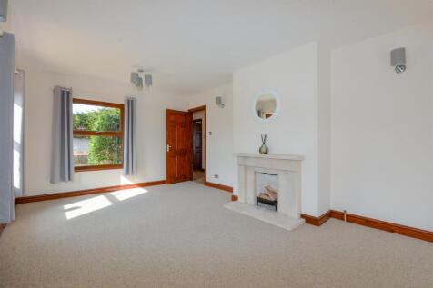 Living Room 2.jpg