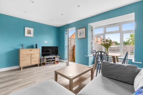 Sitting/Dining Room