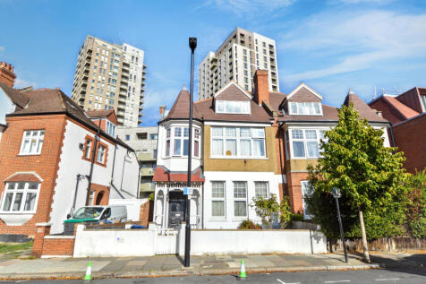 21C Emanuel Avenue, London W3 6JQ