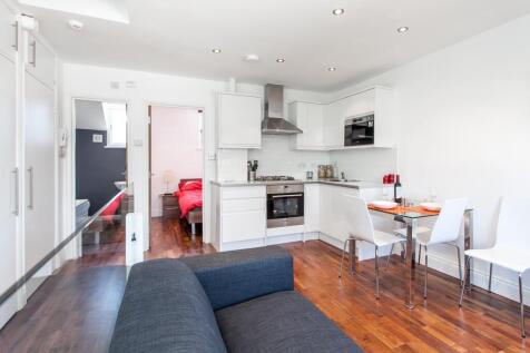 Reception/kitchen