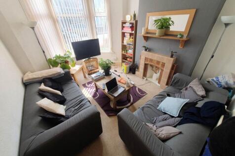 Living Room (1)