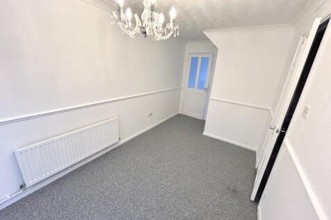 Mellis Court, Felixstowe, IP11  photo 5