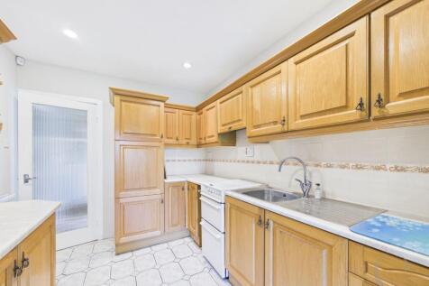 Breakfasting Kitchen