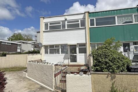 Langley Crescent 58 - Front.jpg