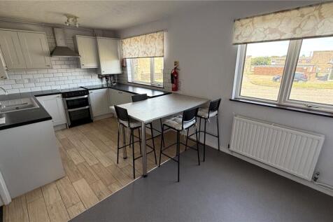 Limeslade Close, Corringham, Essex, SS17 photo 4