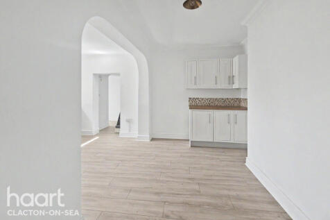 Saville Street, Walton On The Naze photo 3