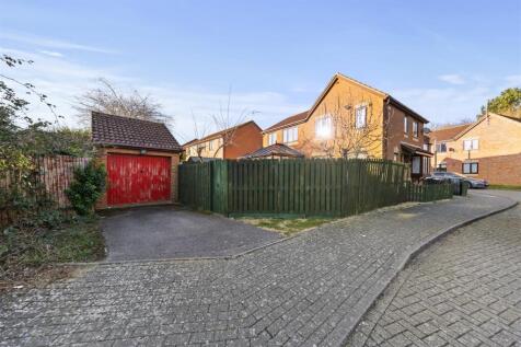49BrafordGardensWeb04.jpg