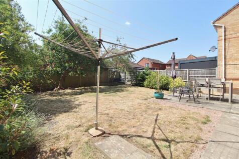 REAR GARDEN -
