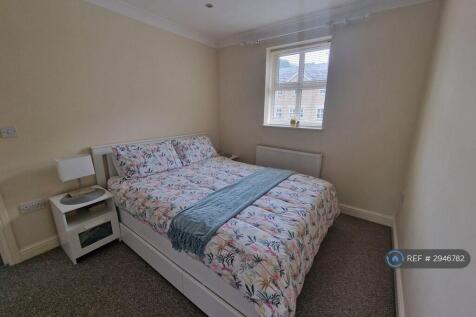 Oakwood Mews, Batley, WF17 photo 5