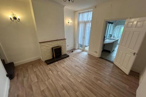Anglesey Road, Staffordshire, Burton upon Trent, DE14 photo 3