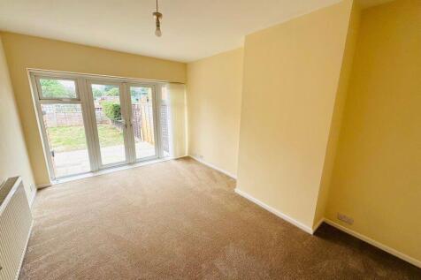 Ingledean Close, Havant photo 4