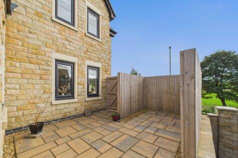 CAM02093G0-PR0051-STILL027