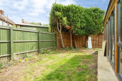df5069e8-Garden 2...