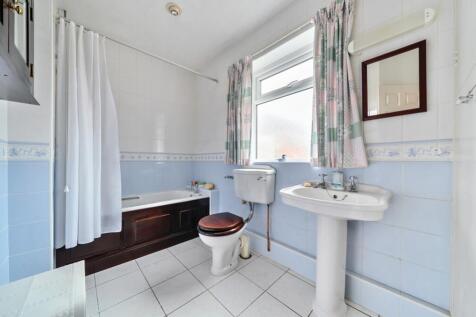 1340522-17-68a645633f4a0