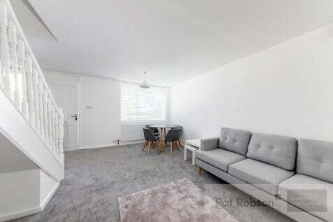 2-bed flat on St Anns Close, Newcastle Upon Tyne, NE1, £995/mo