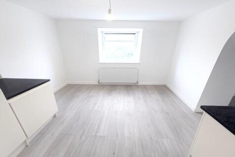 87A Low Lane, Birstall, Batley, Kirklees photo 5
