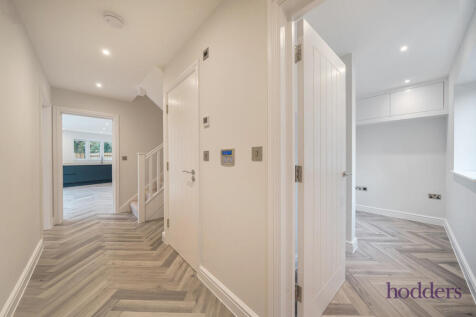 0d7f249c-b54b-44b...