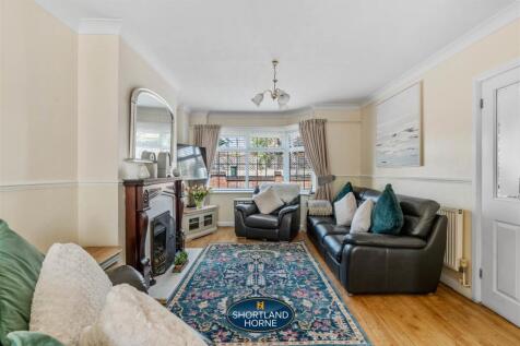 Lounge / Dining Room