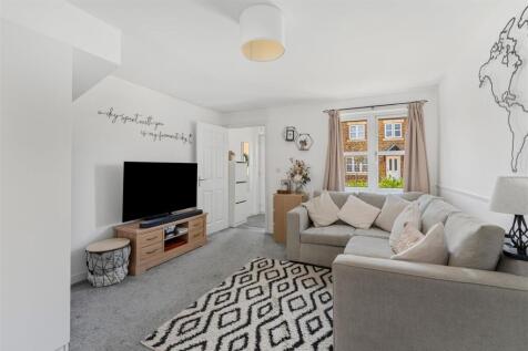 141 Bismore Road, Banbury-7.jpg