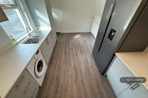 East Park Grove, Leeds, LS9 photo 5