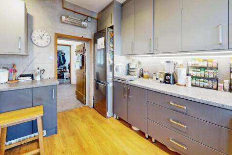 5edb91f9-The-Coach-House-Kitchen 201.jpg