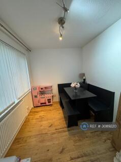 Mackenzie Way, Gravesend, DA12 photo 4