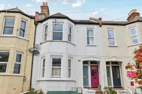 London, SE27 - property photo