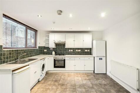 Eat-In Kitchen