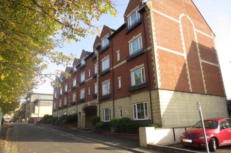 Yeovil, BA20 - property photo