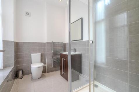 2-bed flat on Apartment 2, 307 Western Bank Sheffield, £1,400/mo