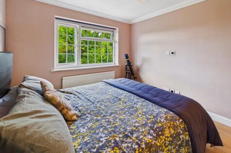 CAM05068G0-PR0059...