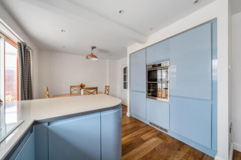 138383916693829d1af098