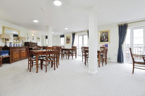 Communal Lounge