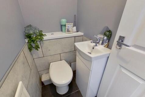 2 Matlock Court, Nottingham photo 3