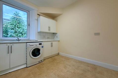 30 Island Street, Galashiels, TD1 1NU photo 5