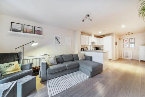 1389360-12-6943ea...