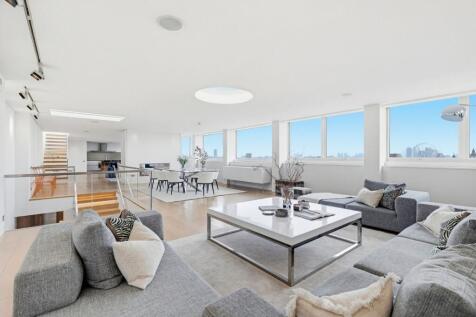 Reception / Lounge