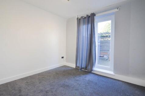 Houghton Avenue, Newcastle Upon Tyne photo 4