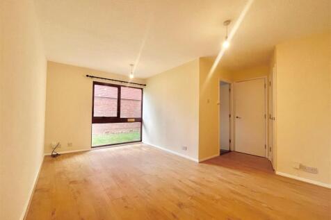 Studio Room.jpg