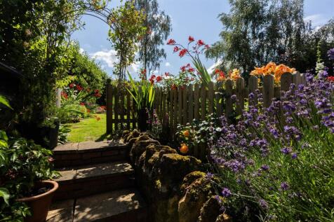 The Old Post Office, Hill Road