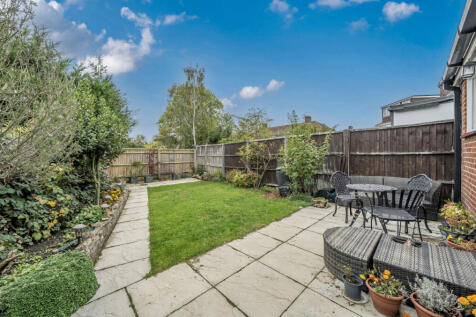 Rear Patio/Garden