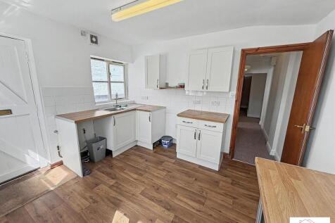 Green End, Whitchurch photo 4