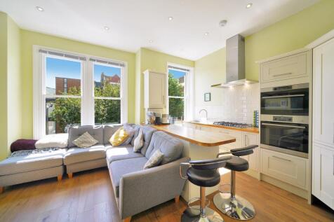 Open Plan Kitchen and Living Room