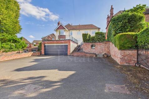 4 bedroom Detached for sale
