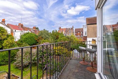 Pembroke Crescent_9.jpg